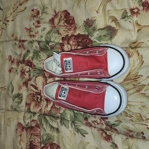 Converse Red Size 9